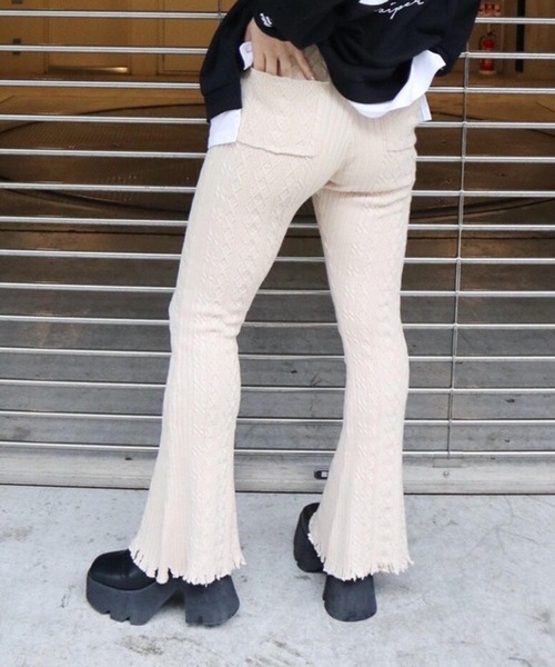 FIG&VIPER（フィグアンドバイパー）の「ニットケーブルフレアPT（その他パンツ・レディース・アイボリー/ピンク/ブラック・FREE）」の4枚目の写真