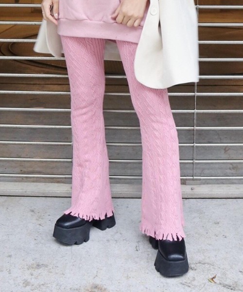 FIG&VIPER（フィグアンドバイパー）の「ニットケーブルフレアPT（その他パンツ・レディース・アイボリー/ピンク/ブラック・FREE）」の13枚目の写真