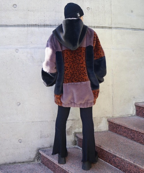 FIG&VIPER（フィグアンドバイパー）の「ニットケーブルフレアPT（その他パンツ・レディース・アイボリー/ピンク/ブラック・FREE）」の17枚目の写真