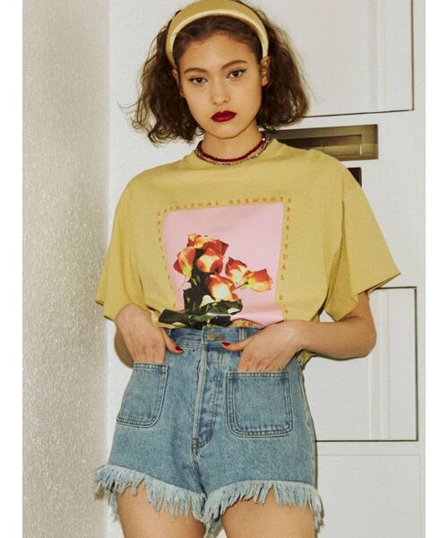 jouetie(ジュエティ)の「カラーフォトBIG Tシャツ(Tシャツ/カットソー・レディース・ブラック/オフホワイト/イエロー・MEDIUM)」の15枚目の写真