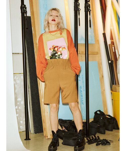 jouetie(ジュエティ)の「カラーフォトBIG Tシャツ(Tシャツ/カットソー・レディース・ブラック/オフホワイト/イエロー・MEDIUM)」の19枚目の写真