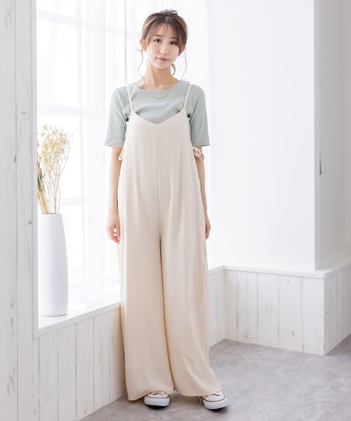 clear(クリア)の「レースアップサロペット(サロペット/オーバーオール・レディース・ブラック/マスタード/モカ/アイボリー・F)」の2枚目の写真