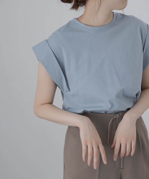 LAATO（ラート）の「BACK LONG T-SHIRTS（Tシャツ/カットソー・レディース・ブルー/グリーン/オフホワイト/ブラック系その他・FREE）」の4枚目の写真