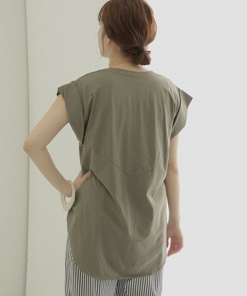 LAATO（ラート）の「BACK LONG T-SHIRTS（Tシャツ/カットソー・レディース・ブルー/グリーン/オフホワイト/ブラック系その他・FREE）」の12枚目の写真