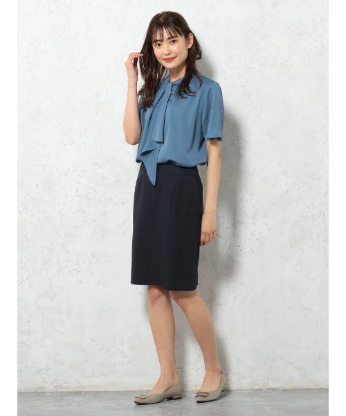 Perfect Suit FActory(パーフェクトスーツファクトリー)の「バー付ボウタイブラウス ホワイト/イエロー/ブルー(シャツ/ブラウス・レディース・ホワイト/ブルー/イエロー・S/M/L)」の13枚目の写真