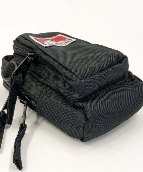 BEN DAVIS(ベンデイビス)の「WEGO/BEN DAVIS MINIMUM SHOULDER POUCH(ショルダーバッグ・メンズ・ブラック・FREE)」の8枚目の写真