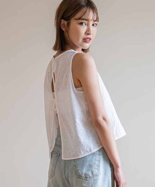 UNE MANSION（ユヌマンション）の「レースバックリボンベスト（ベスト・レディース・ホワイト/ブラック・FREE）」の4枚目の写真