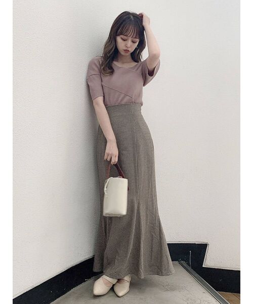 dazzlin（ダズリン）の「カサネネックリブニットトップス（ニット/セーター・レディース・ブラック/ブラウン/グレー/ピンク/モカ・FREE）」の8枚目の写真