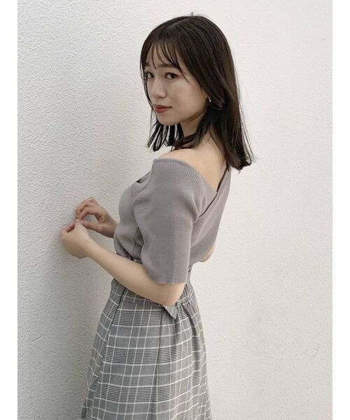 dazzlin（ダズリン）の「カサネネックリブニットトップス（ニット/セーター・レディース・ブラック/ブラウン/グレー/ピンク/モカ・FREE）」の18枚目の写真