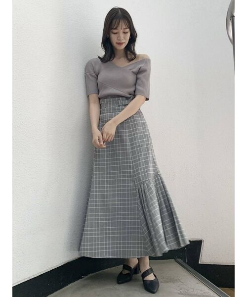 dazzlin（ダズリン）の「カサネネックリブニットトップス（ニット/セーター・レディース・ブラック/ブラウン/グレー/ピンク/モカ・FREE）」の19枚目の写真