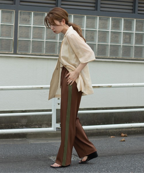 Kastane（カスタネ）の「リラックスジャージラインパンツ（その他パンツ・レディース・ブラウン/ピンク/グリーン・1/2）」の9枚目の写真