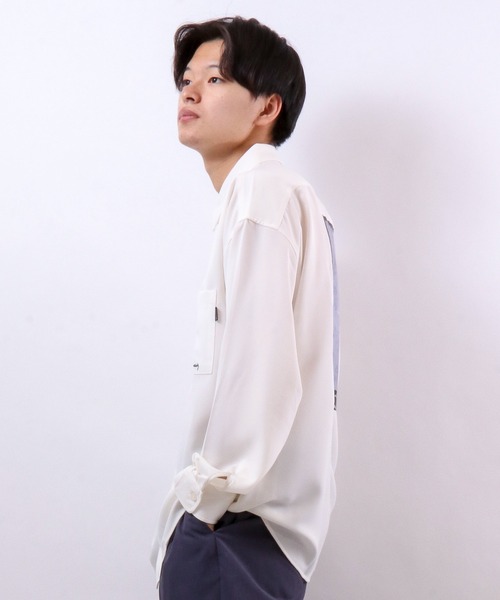 Limited Line Naive Magic(リミテッドラインナイーブマジック)の「とろみバックデザイン ボックスシルエット ルーズシャツ(シャツ/ブラウス・メンズ・ホワイト/チャコールグレー/ブラック/ブルー/マルチ/ホワイト系その他/ブラック系その他/ブルー系その他/グレイッシュベージュ・M/L)」の10枚目の写真
