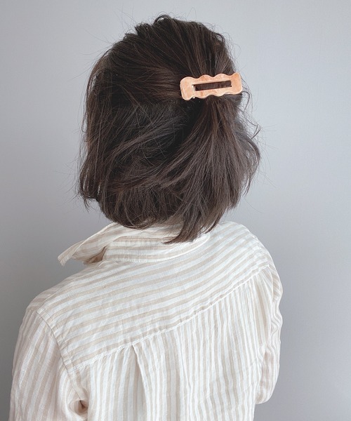 TONE SELECT GOODS（トーンセレクトグッズ）の「【LESRIRE】スクエアウェーブヘアクリップ（バレッタ/ヘアクリップ・レディース・ブラウン/グレー/オフホワイト/グリーン/ブラウン系その他・FREE）」の13枚目の写真