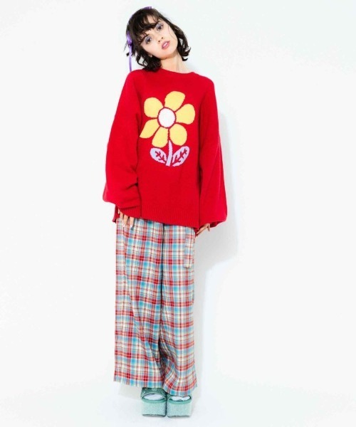 Candy Stripper（キャンディストリッパー）の「FLOWER ニット（ニット/セーター・レディース・レッド/ブラック/イエロー・2）」の7枚目の写真