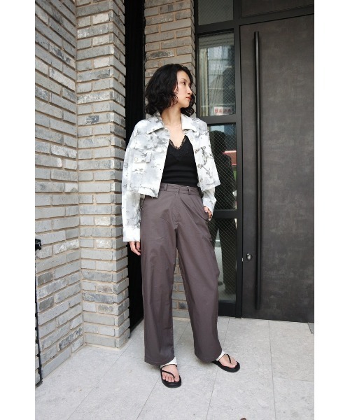 FIG&VIPER（フィグアンドバイパー）の「総柄切替ショートJK（テーラードジャケット・レディース・ブラック/ダークグレー・FREE）」の13枚目の写真