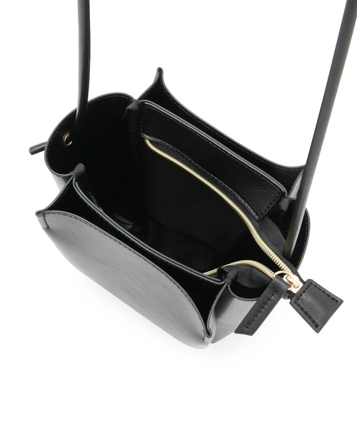 ROPE' PICNIC（ロペピクニック）の「【WEB限定】【軽量】3層スクエアショルダーバッグ（ショルダーバッグ・レディース・ブラック/ダークブラウン/キナリ/ライトグリーン・FREE）」の5枚目の写真