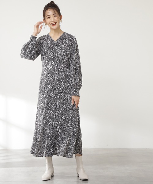 N.（N. Natural Beauty Basic）（エヌエヌナチュラルビューティーベーシック）の「【S Size Line】◆バイカラー小花プリントマキシワンピース（ワンピース・レディース・ブラック系その他/グレー系その他・SMALL/MEDIUM）」の3枚目の写真