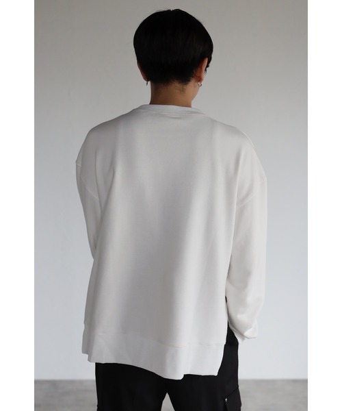 CREARE -LINO-(クレアーレリノ)の「サイドスリット変形トレーナー<ユニセックス>(スウェット・メンズ・ホワイト/ブラック・M/L)」の5枚目の写真