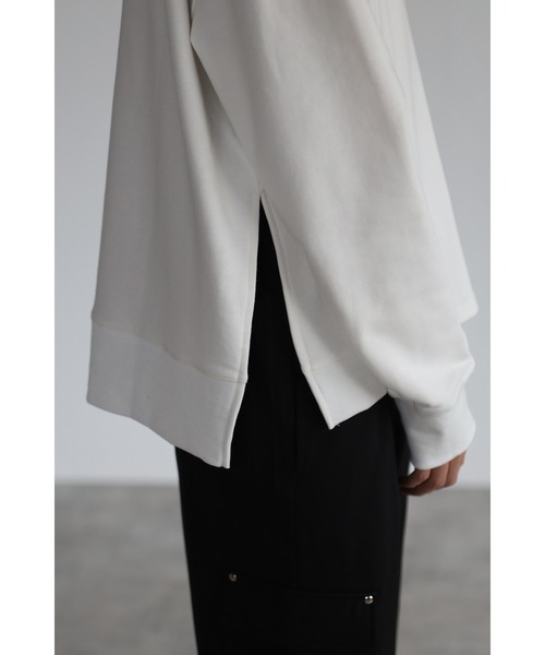 CREARE -LINO-(クレアーレリノ)の「サイドスリット変形トレーナー<ユニセックス>(スウェット・メンズ・ホワイト/ブラック・M/L)」の21枚目の写真
