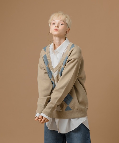 MUHET(ミュエータ)の「アーガイルVネックニット(ニット/セーター・レディース・ブラック/ベージュ/ライトグリーン・SMALL/MEDIUM/LARGE)」の5枚目の写真