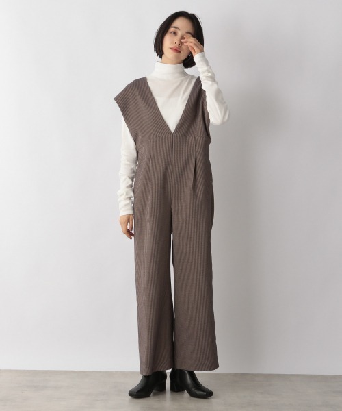 LOWRYS FARM(ローリーズファーム)の「チェックサロペット 235855(サロペット/オーバーオール・レディース・ベージュ/ネイビー・FREE)」の2枚目の写真