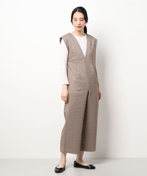 LOWRYS FARM(ローリーズファーム)の「チェックサロペット 235855(サロペット/オーバーオール・レディース・ベージュ/ネイビー・FREE)」の18枚目の写真
