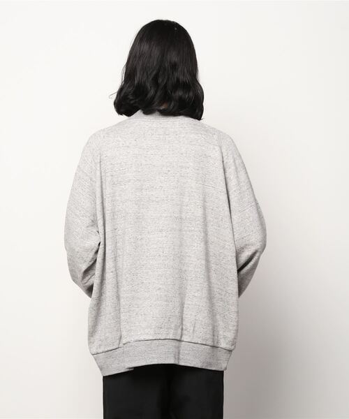 PORT BY ARK（ポートバイアーク）の「PORT BY ARK / ポートバイアーク：Crew neck Sweat：PO10-T003[COR]（スウェット・メンズ・シルバーグレー/ブルー系その他/グレー系その他・2/1）」の5枚目の写真
