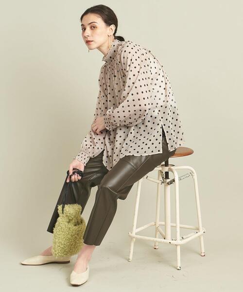 BEAUTY&YOUTH UNITED ARROWS(ビューティーアンドユースユナイテッドアローズ)の「BY ドットボリュームハイネックブラウス 2 -ウォッシャブル- ∴(シャツ/ブラウス・レディース・ダークブラウン/ブラック/ナチュラル・FREE)」の8枚目の写真