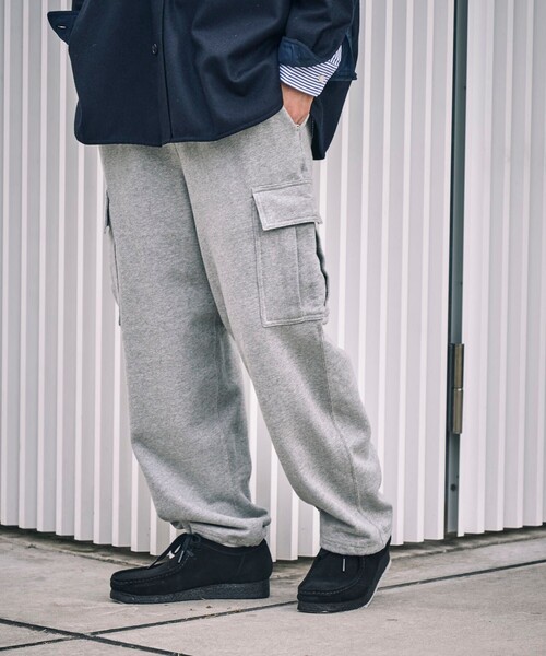 Firsthand(ファーストハンド)の「UN/ユーエヌ CARGO SWEAT PANTS(スウェットパンツ・メンズ・グレー/ブラック・MEDIUM/LARGE)」の1枚目の写真