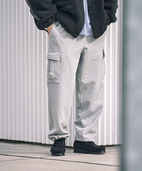 Firsthand(ファーストハンド)の「UN/ユーエヌ CARGO SWEAT PANTS(スウェットパンツ・メンズ・グレー/ブラック・MEDIUM/LARGE)」の22枚目の写真