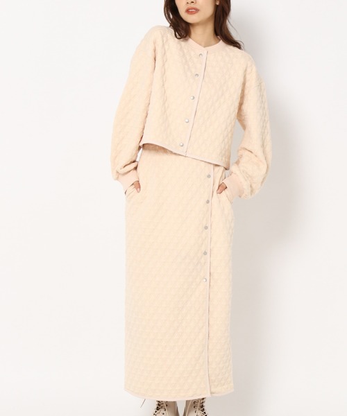 mysty woman（ミスティウーマン）の「キルティングカットセットアップ 257998（セットアップ・レディース・チャコールグレー/モカ/ライトベージュ/ベージュ系その他・FREE）」の3枚目の写真