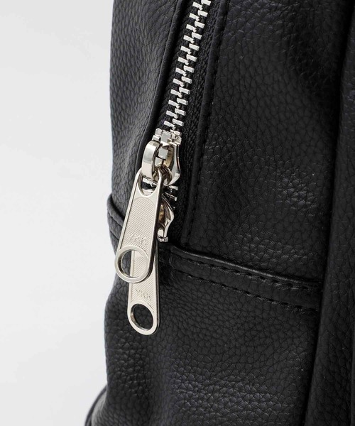 X-girl（エックスガール）の「FAUX LEATHER MINI DAY PACK