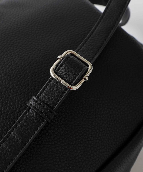 X-girl（エックスガール）の「FAUX LEATHER MINI DAY PACK（バックパック/リュック・レディース・ブラック/ピンク・ONE SIZE）」の10枚目の写真