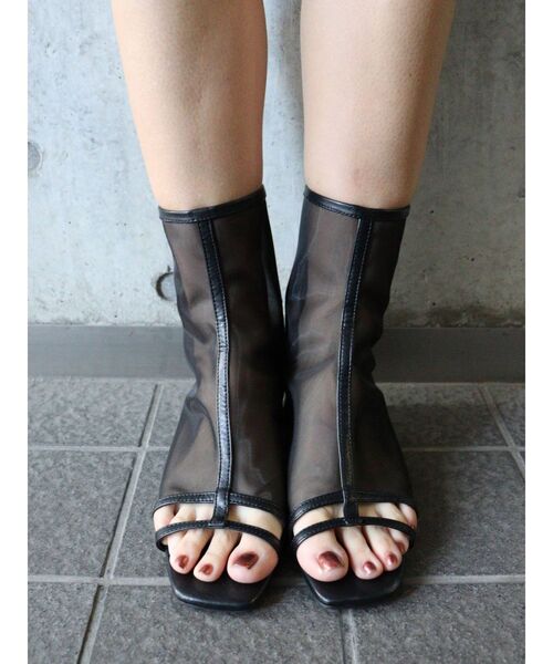 MURUA（ムルーア）の「シアーブーツ（ブーツ・レディース・ブラック/アイボリー・35/36/37）」の10枚目の写真