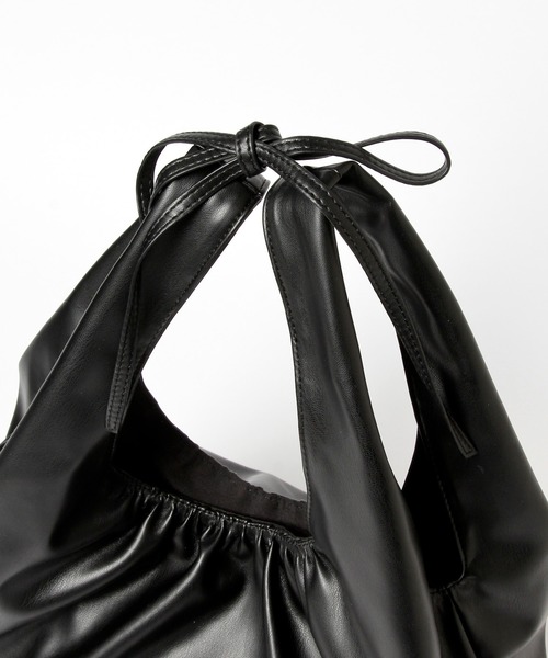 Heather（ヘザー）の「フォンバッグ付きトート　261071（トートバッグ・レディース・ホワイト×ブラック/ブラック×ホワイト/ブラック×グリーン・ONE SIZE）」の12枚目の写真