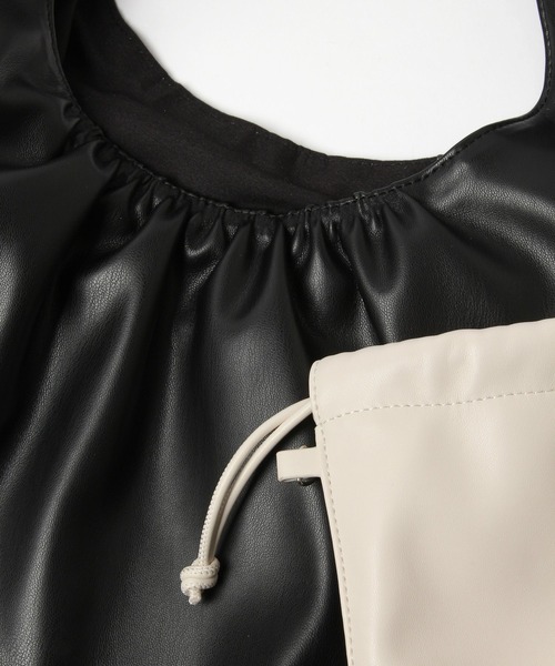 Heather（ヘザー）の「フォンバッグ付きトート　261071（トートバッグ・レディース・ホワイト×ブラック/ブラック×ホワイト/ブラック×グリーン・ONE SIZE）」の22枚目の写真