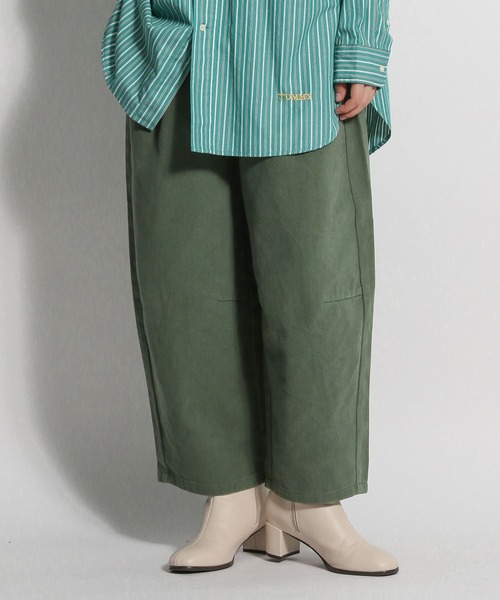 niko and...(ニコアンド)の「膝タックコクーンパンツ(その他パンツ・レディース・パープル/ブラウン/カーキ/アイボリー・MEDIUM/LARGE)」の4枚目の写真