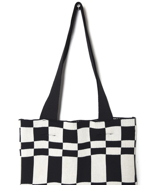 w closet（ダブルクローゼット）の「フラッグトート（トートバッグ・レディース・ブラック/グリーン・FREE）」の4枚目の写真