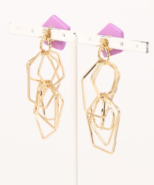 tone(トーン)の「【atelier*mio】クレイ × メタル pierce(ピアス(両耳用)・レディース・ブラック/パープル/ネイビー/レッド/イエロー/グリーン・FREE)」の7枚目の写真