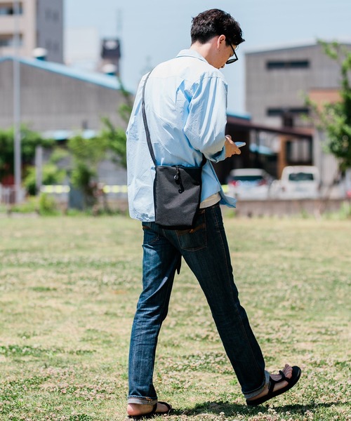セール】LIVERAL リベラル OONE ショルダーバッグ サコッシュ プール 