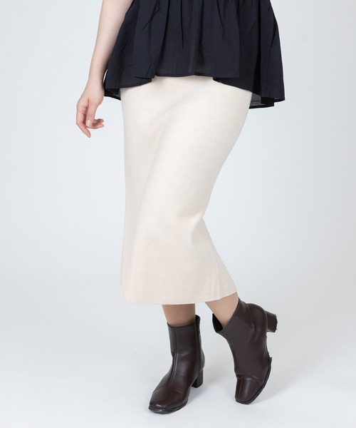 Anuenue(アヌエヌエ)の「Iラインミモレ丈タイトスカート(スカート・レディース・ブラック/ベージュ/パープル/グレー・FREE)」の22枚目の写真