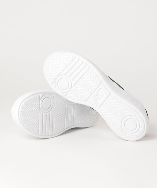 NEW BALANCE（ニューバランス）の「CT30（スニーカー・メンズ・ブラック/ホワイト/ホワイト系その他・26.5cm/29.0cm/24.0cm/28.0cm/23.0cm/27.5cm/23.5cm/28.5cm/24.5cm/22.5cm/27.0cm/26.0cm/25.0cm/25.5cm）」の5枚目の写真