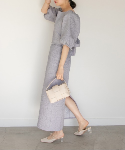 RANDA（ランダ）の「編み込みスクエアミニバッグ（ショルダーバッグ・レディース・アイボリー/ブラウン/ブルー・FREE）」の6枚目の写真