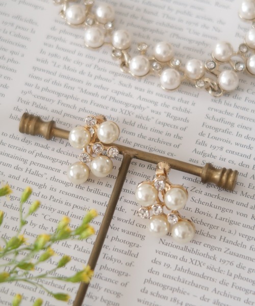 Placebo（プラシーボ）の「ジャスマン パールイヤリング（イヤリング・レディース・シルバー/ベージュ・F）」の5枚目の写真