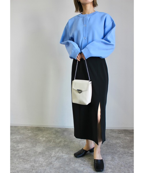 MLI'A(エムリア)の「カットナロースカート(スカート・レディース・ブルー/グリーン/ブラック/ライトベージュ・FREE)」の5枚目の写真