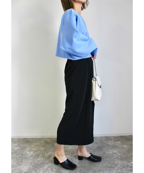 MLI'A(エムリア)の「カットナロースカート(スカート・レディース・ブルー/グリーン/ブラック/ライトベージュ・FREE)」の7枚目の写真