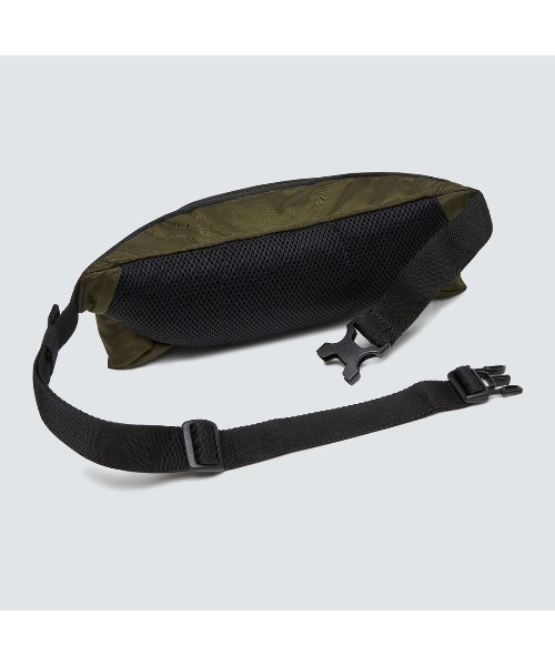 オークリーボディバッグ OAKLEY（オークリー）の「オークリー CLEAN DAYS BELT BAG