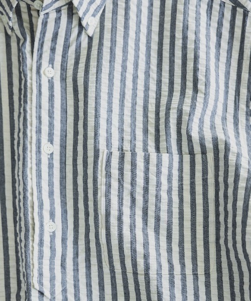 【極美品】BEAMS PLUS シアサッカー ボタンダウン リネンシャツ XL 極美品】BEAMS PLUS シアサッカー ボタンダウン リネンシャツ XL