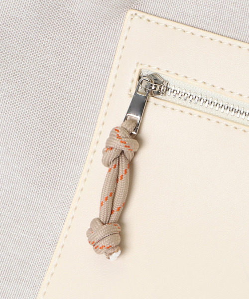 LBC(エルビーシー)の「3WAYフロントポケットマルシェバッグ(ショルダーバッグ・レディース・オフホワイト/ブラック/ダークオリーブ・FREE)」の8枚目の写真