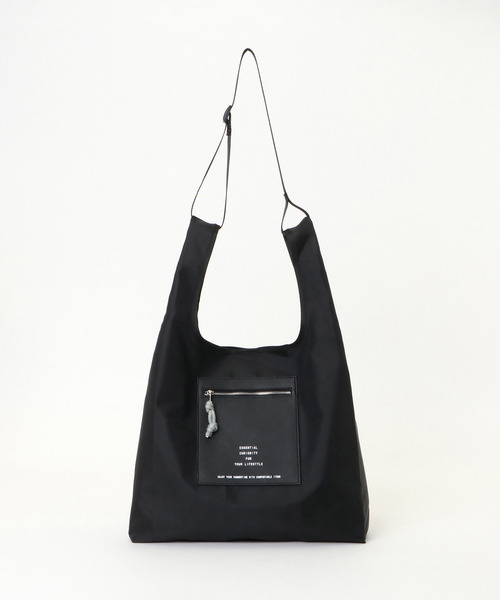 LBC(エルビーシー)の「3WAYフロントポケットマルシェバッグ(ショルダーバッグ・レディース・オフホワイト/ブラック/ダークオリーブ・FREE)」の21枚目の写真